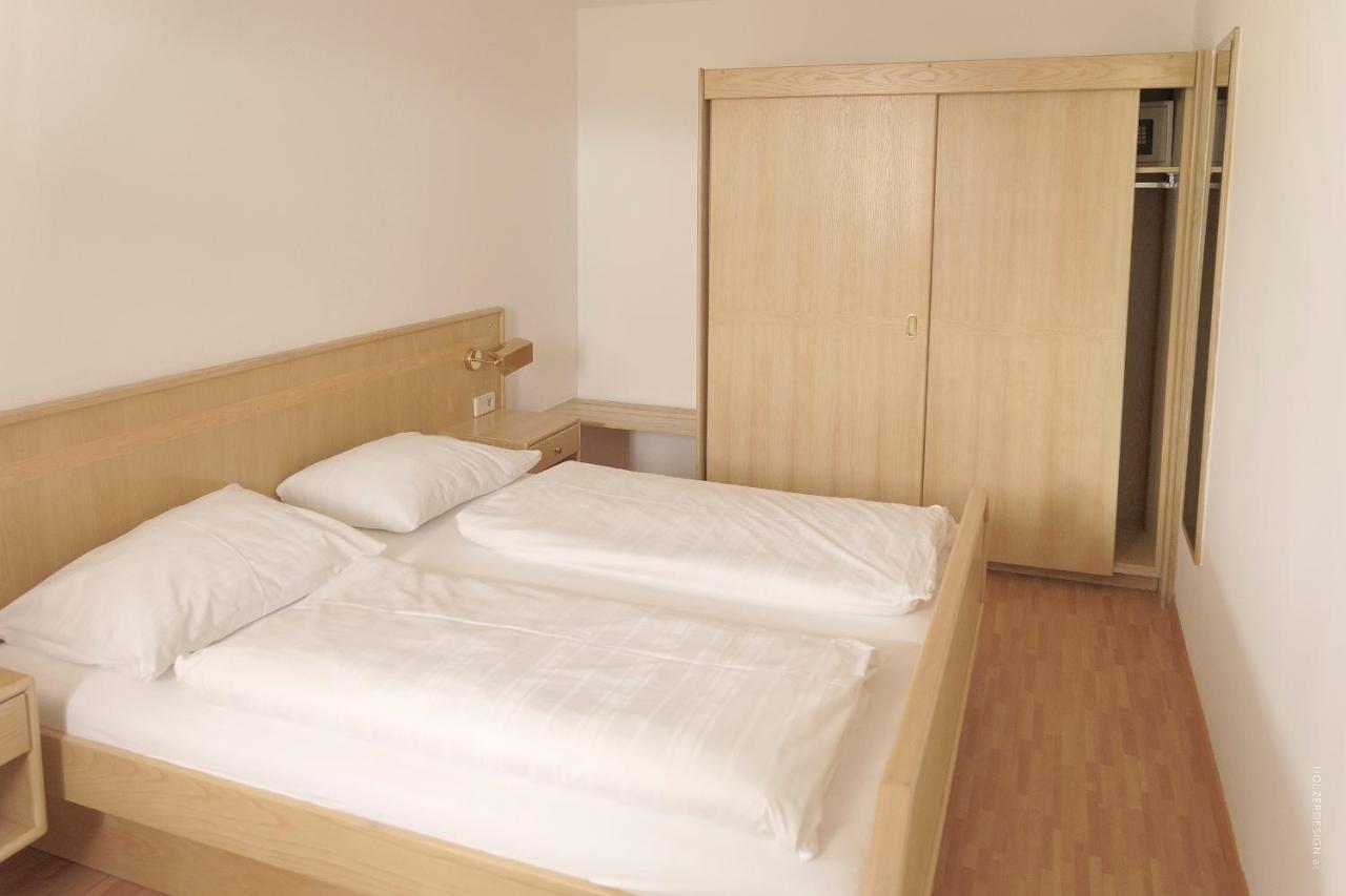 Appartementhotel Karawankenblick Pörtschach am Wörthersee Eksteriør bilde