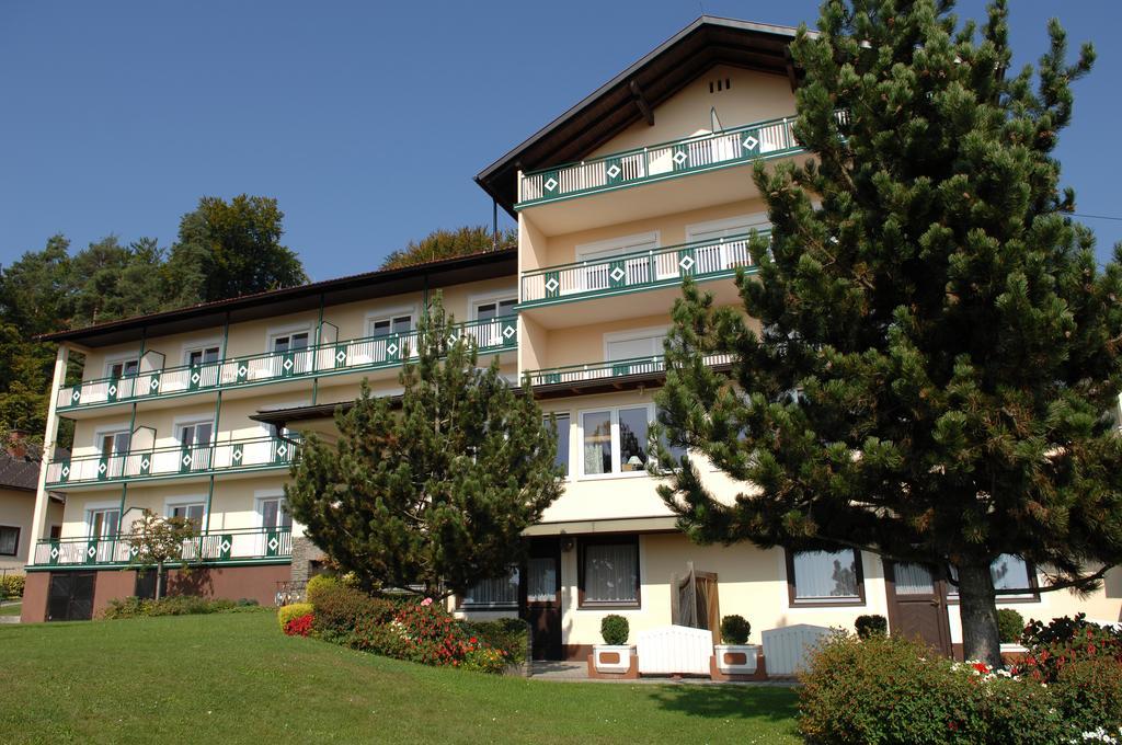 Appartementhotel Karawankenblick Pörtschach am Wörthersee Eksteriør bilde
